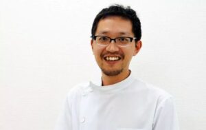 船戸 良基院長