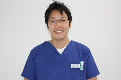 吉岡 慎哉 院長