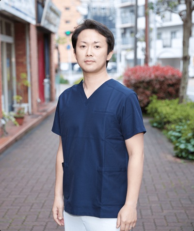 岩井 泰伸 院長