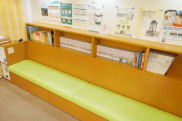 なのはな歯科待合室
