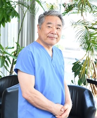 白鳥 恭男 院長